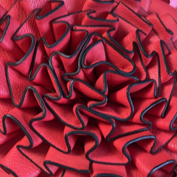 ROSE PETAL Red Faux Leather Round Crossbody Bag NWOT - Picture 5 of 14